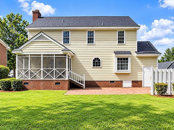 3rd image of 148 Ketch Point Ct