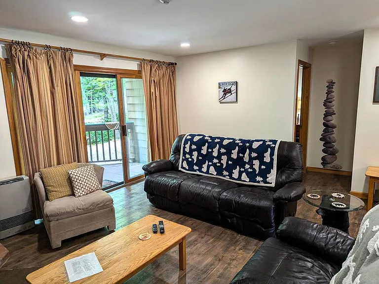 29 Riverfront Dr #255 — Photo 11