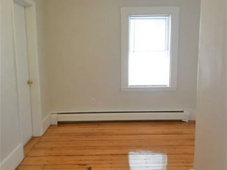 10 Smith Ave #2 — Photo 3