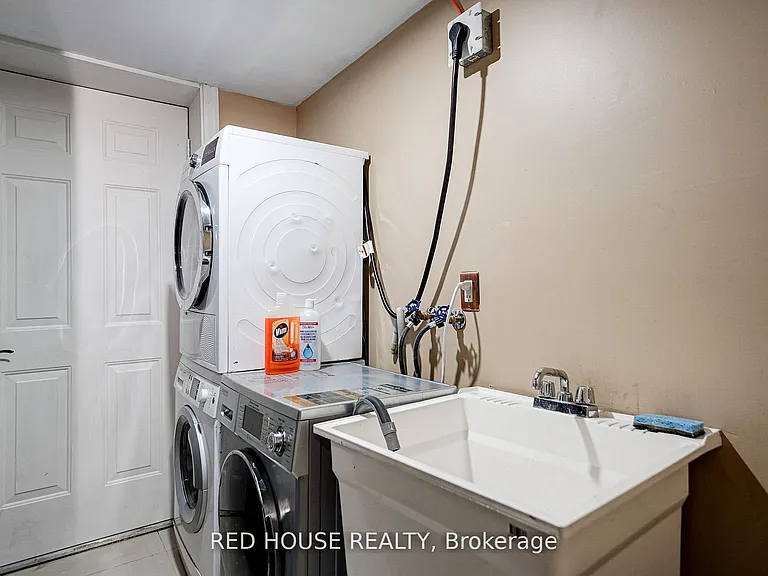4450 Mayflower Dr #BASEMENT — Photo 17