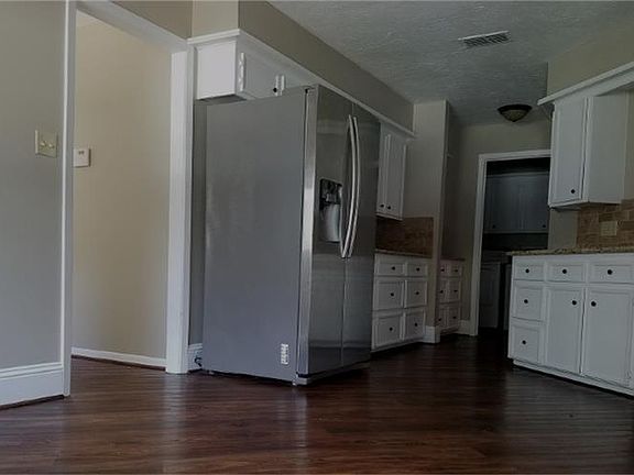 5th image of 15714 Rolling Timbers Dr