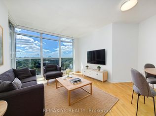 28 Harrison Garden Blvd #1605, Toronto, ON M2N 7B5