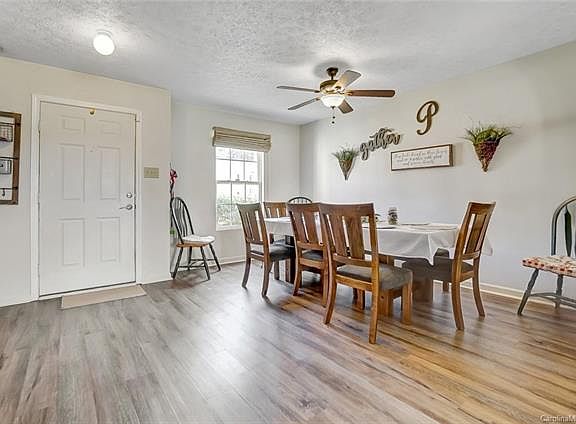 2nd image of 3325 Table Rock Dr