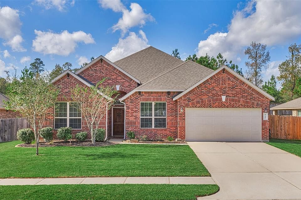 1st image of 948 Holly Crossing Dr