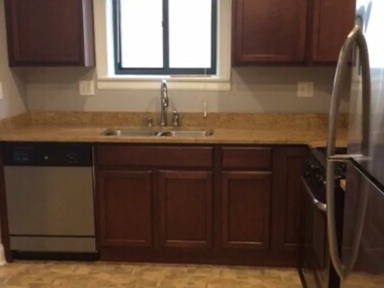 6864 N Northwest Hwy #1C — Photo 4