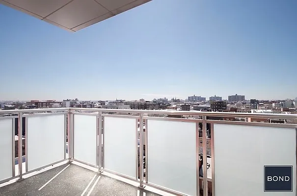 Rented by Bond New York | media 16