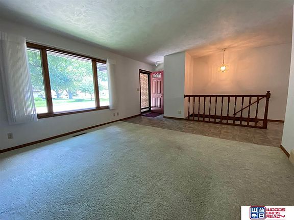 3rd image of 1011 Kolterman Ave