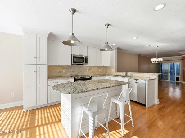 5215 SAN JOSE Boulevard #103, Jacksonville, FL 32207