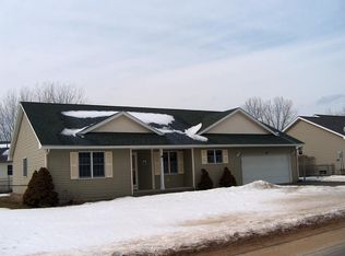 15 Patriot Dr, Plattsburgh, NY 12901