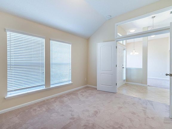 3rd image of 1760 Hollow Glen Dr