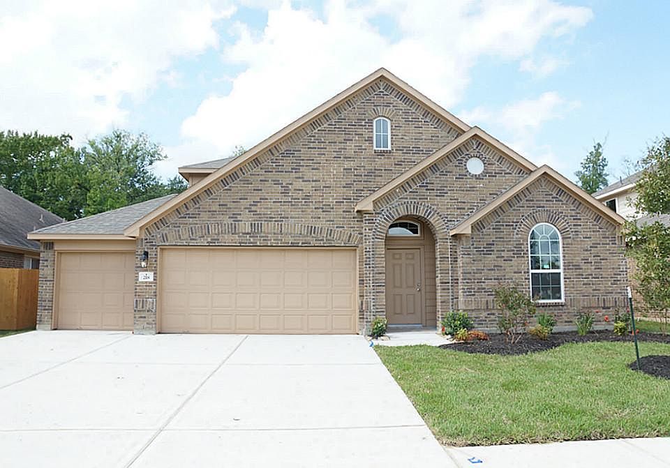 1st image of 218 Persimmon Dr