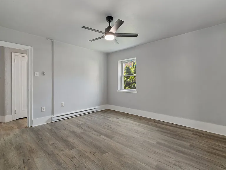 270 Beverly Rd #4 — Photo 19