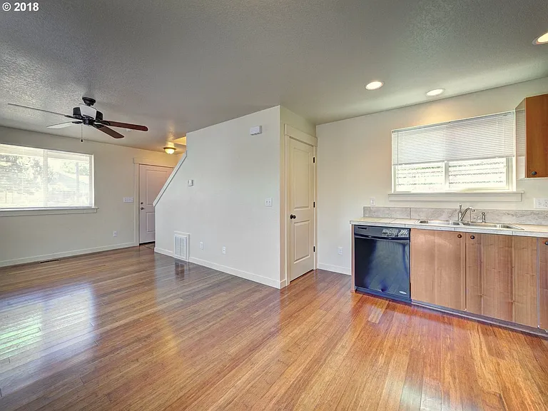 6679 NE 13th Ave #B — Photo 5