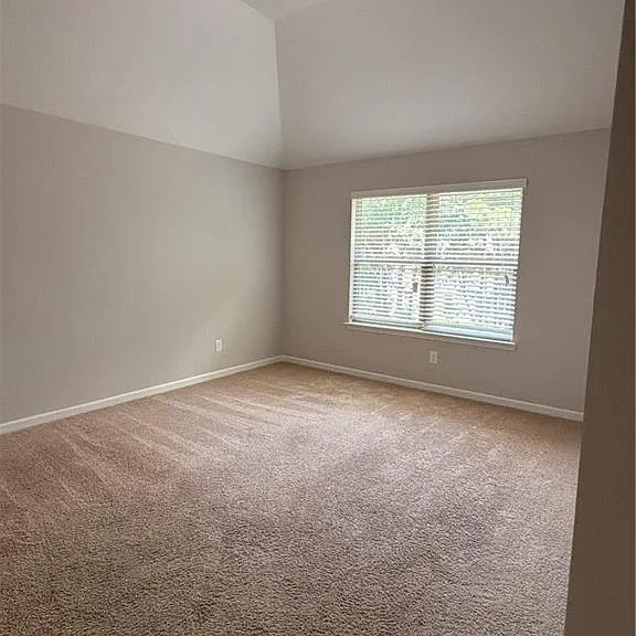 559 Madison Park Dr — Photo 38
