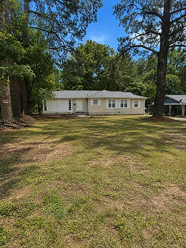 379 Dellwood Dr Photo 1
