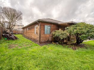 1808 Kincheloe Ln, Myrtle Point, OR 97458