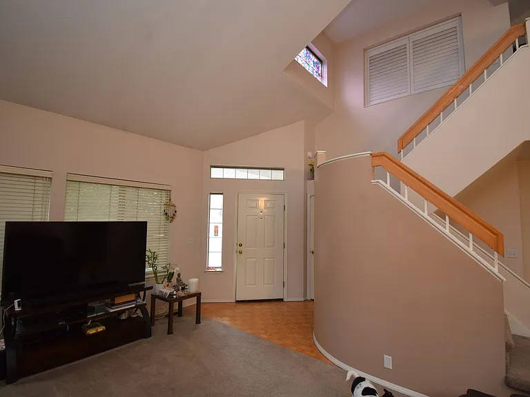 2122 E Rainbow Point Dr — Photo 5