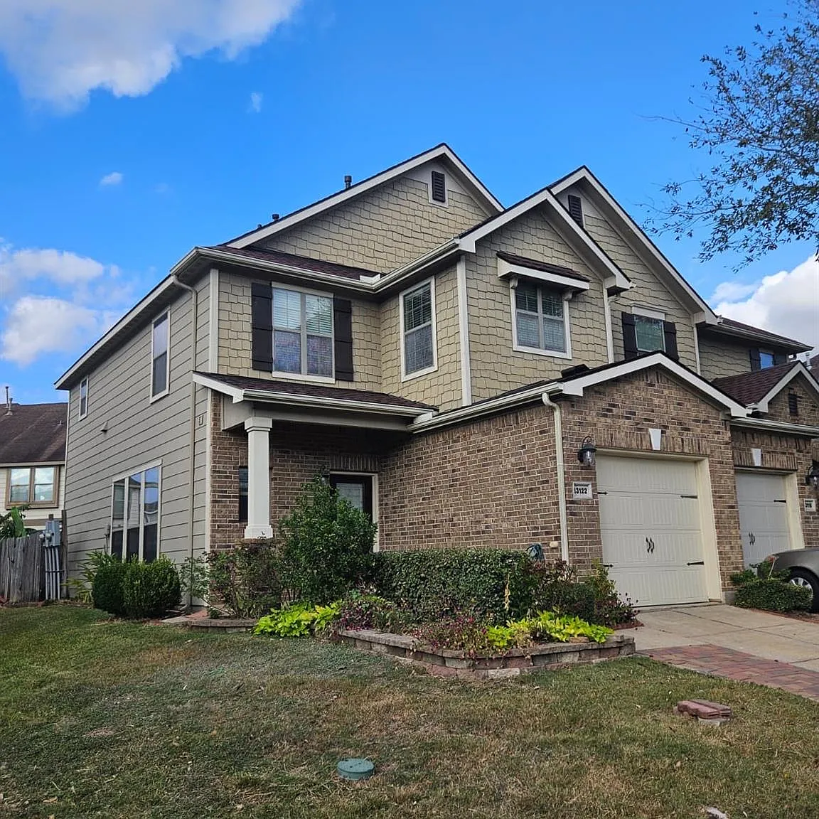 3 bed, 2.5 bath, 1532 sqft, $2,000 — Photo 2