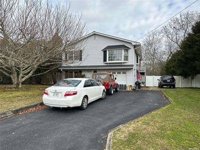 41 Pine Edge Drive, East Moriches, NY, 11940