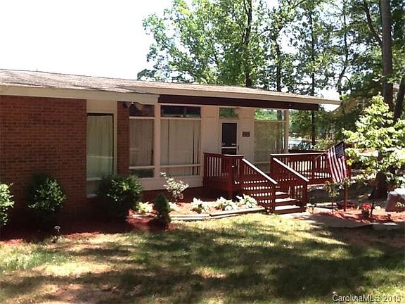 3rd image of 140 Tamarac Shores Dr