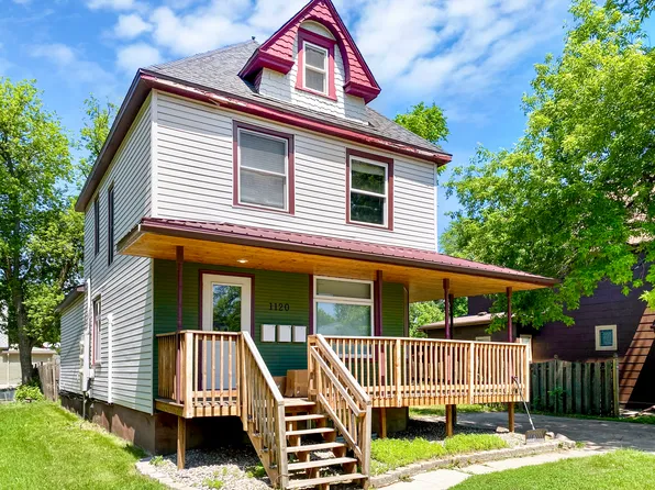 1120 University Ave APT 3, Grand Forks, ND 58203