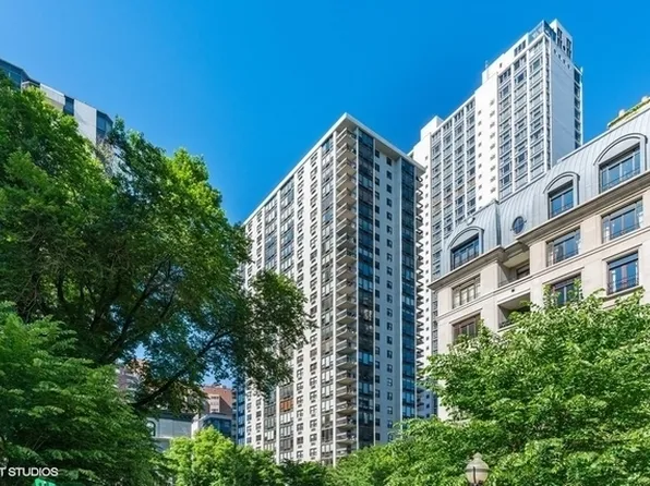 1313 N Ritchie Ct APT 906, Chicago, IL 60610