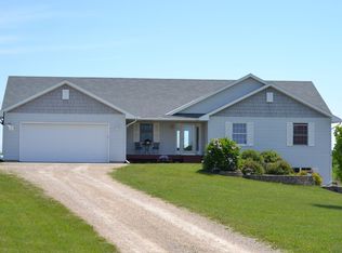 N6080 988th St, Ellsworth, WI 54011