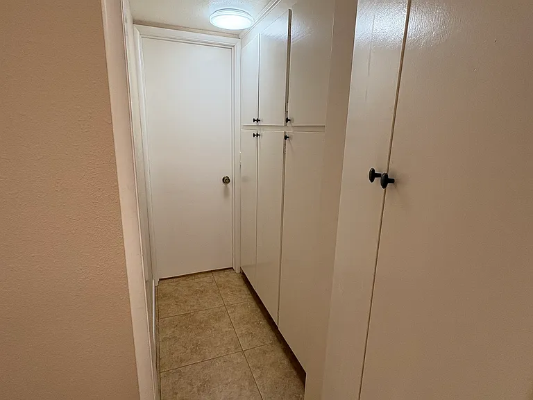 Lots more storage in second hallway