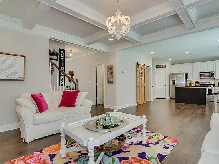 1554 Driftwood Ln — Photo 26
