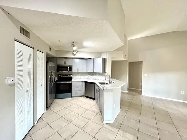 741 N Pine Island Rd #303 — Photo 6