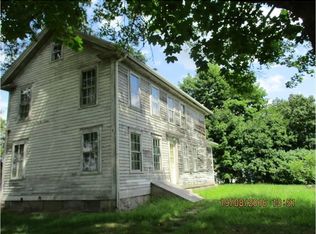 9 Jurczyk Ct, Coventry, RI 02816