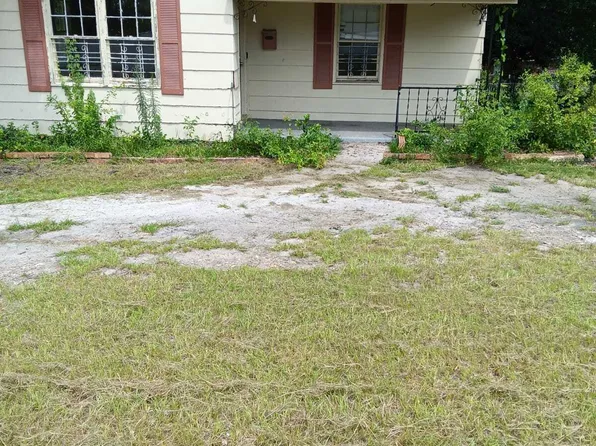 702 Lawyers Ln, Columbus, GA 31906