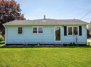 306 Trail Ave, Evansdale, IA 50707