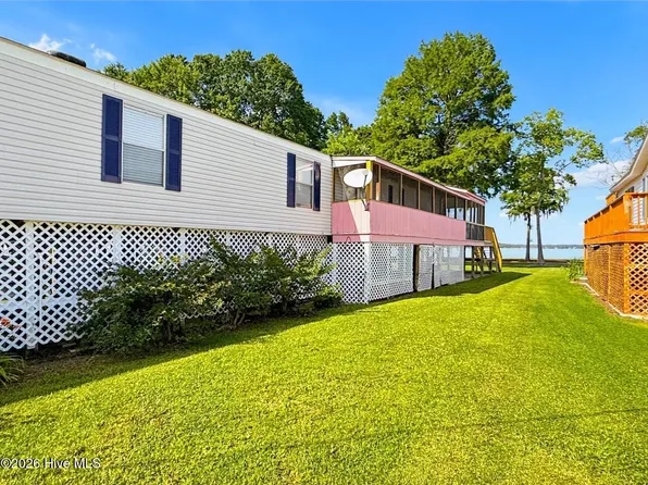 780 Hollis Drive, Blounts Creek, NC 27814