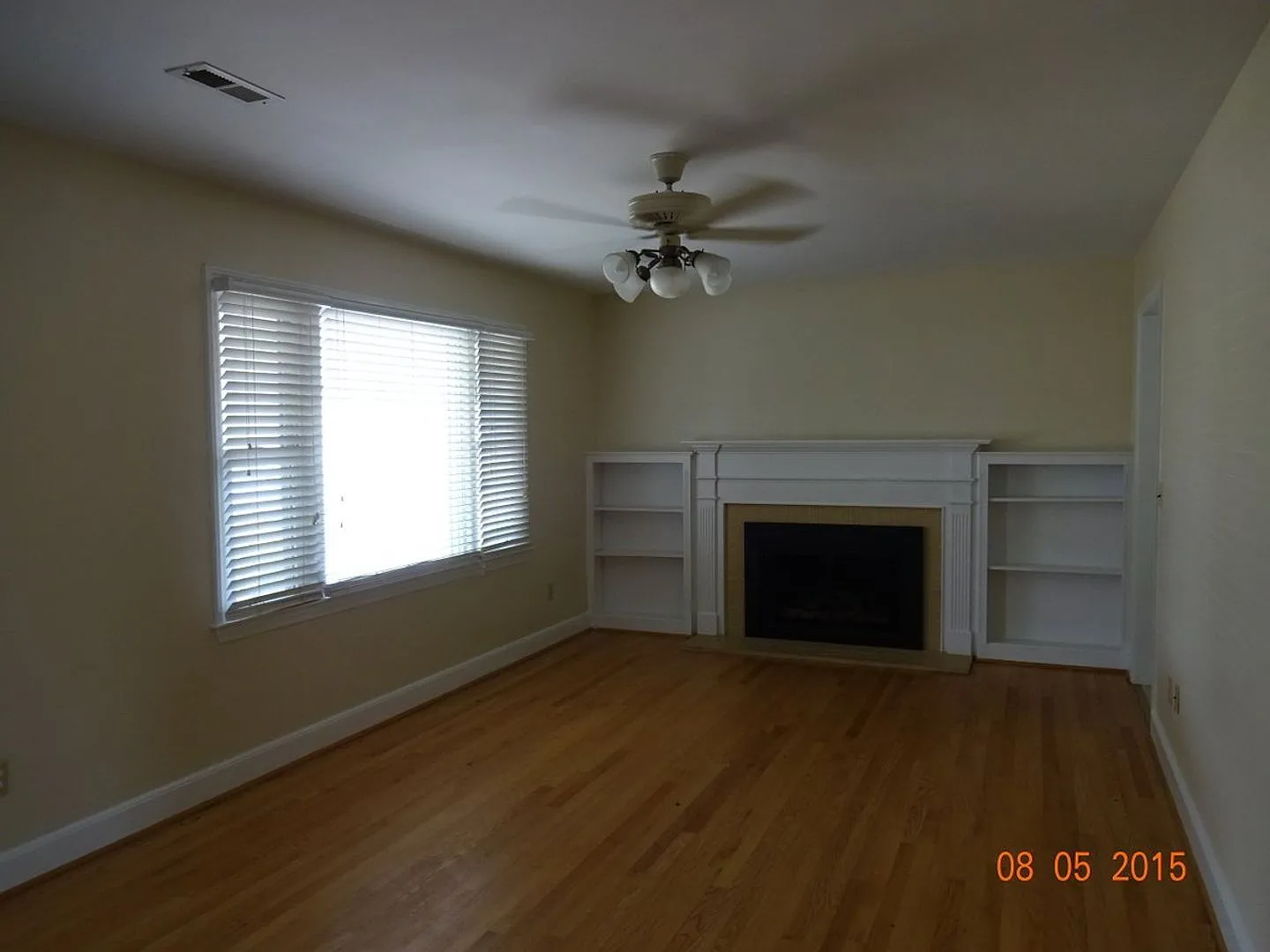 4 Bedroom 3 Bath House — Photo 3