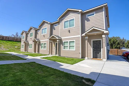Kennewick Heights on 7th Avenue Photo 1
