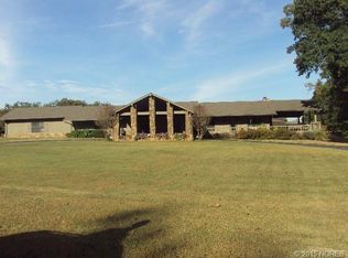 26 Club View Cir, Sallisaw, OK 74955