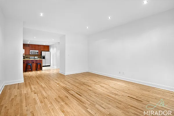 Rented by Mirador Real Estate | media 10