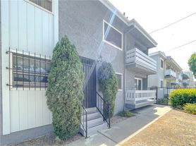 6655 W 86th Pl