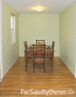 Flexible Space
						:
						Space can be used as Dining Room/Office
