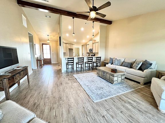 4th image of 4037 Blair Ln
