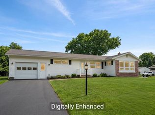42 Suburban Square, South Burlington, VT 05403