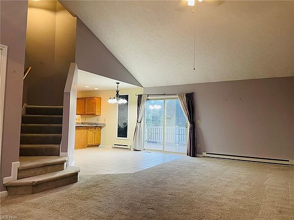 5th image of 81 Falling Water Cir