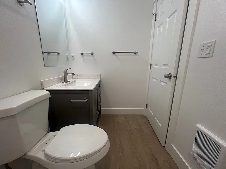 2509 Jordan St — Photo 5