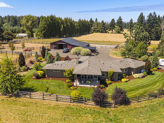 3rd image of 41055 SE Kitzmiller Rd