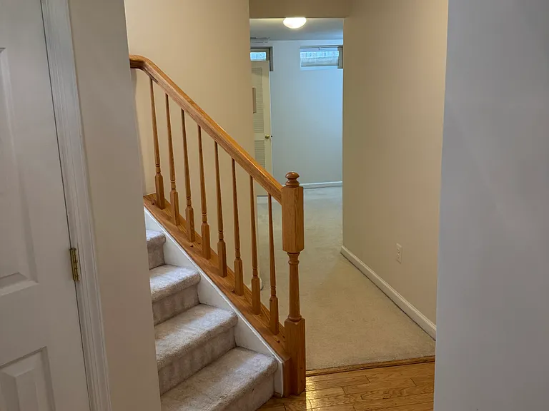 1244 Corbett Pl — Photo 36