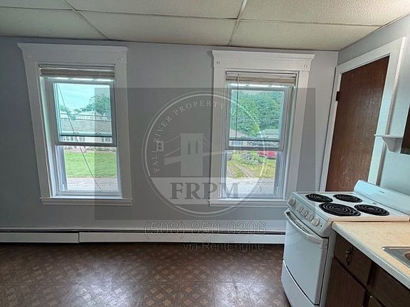 4th image of 33 Berkley St APT 3