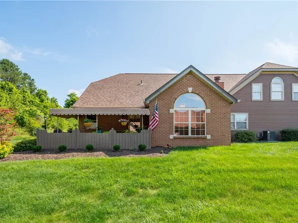 6358 Jefferson Pointe Cir, Clairton, PA 15025