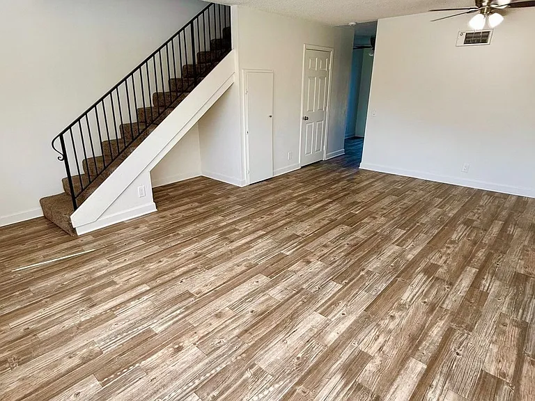 Anza Oaks Apartments — Photo 41