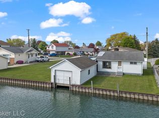 6486 Marina Dr, Algonac, MI 48001